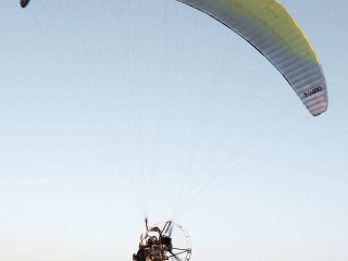 Flying over Monferrato on a trike 